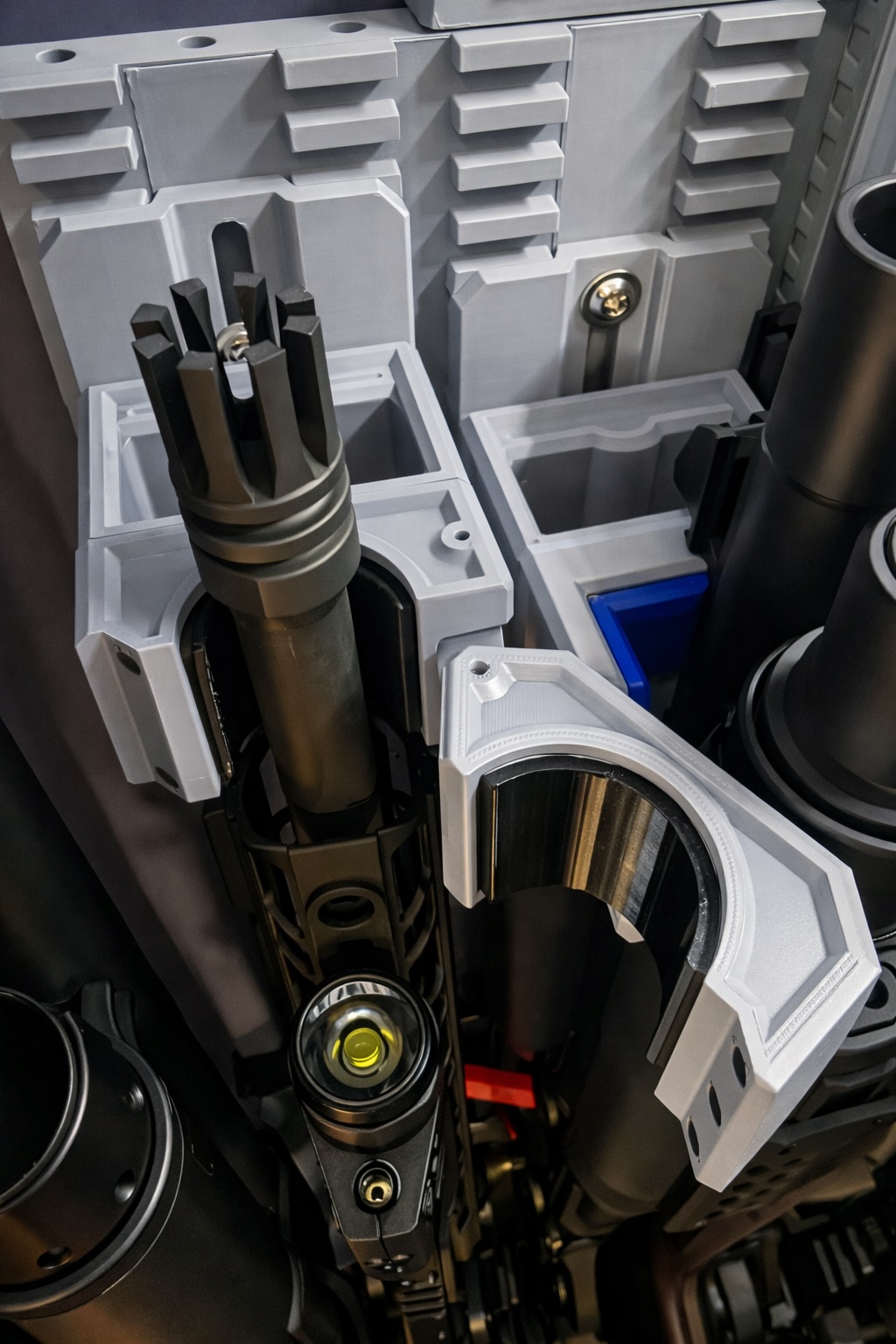 Intérieur coffre organisé